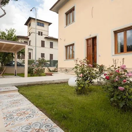 Rosa Antica Bed & Breakfast *